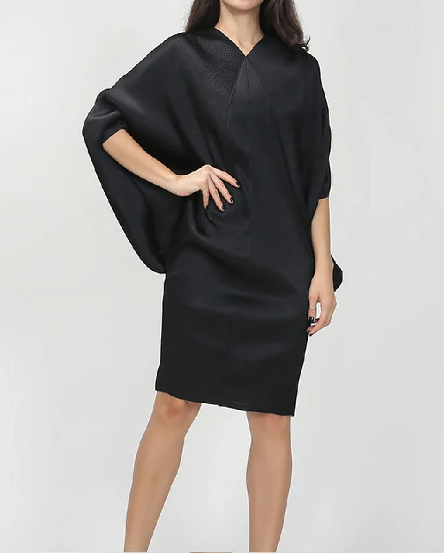 Batwing sleeve dress